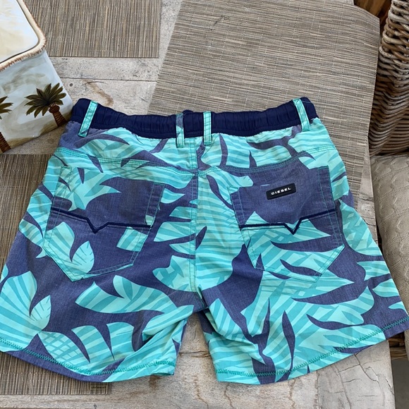 Diesel MENS Hybrid Shorts - Picture 4 of 5